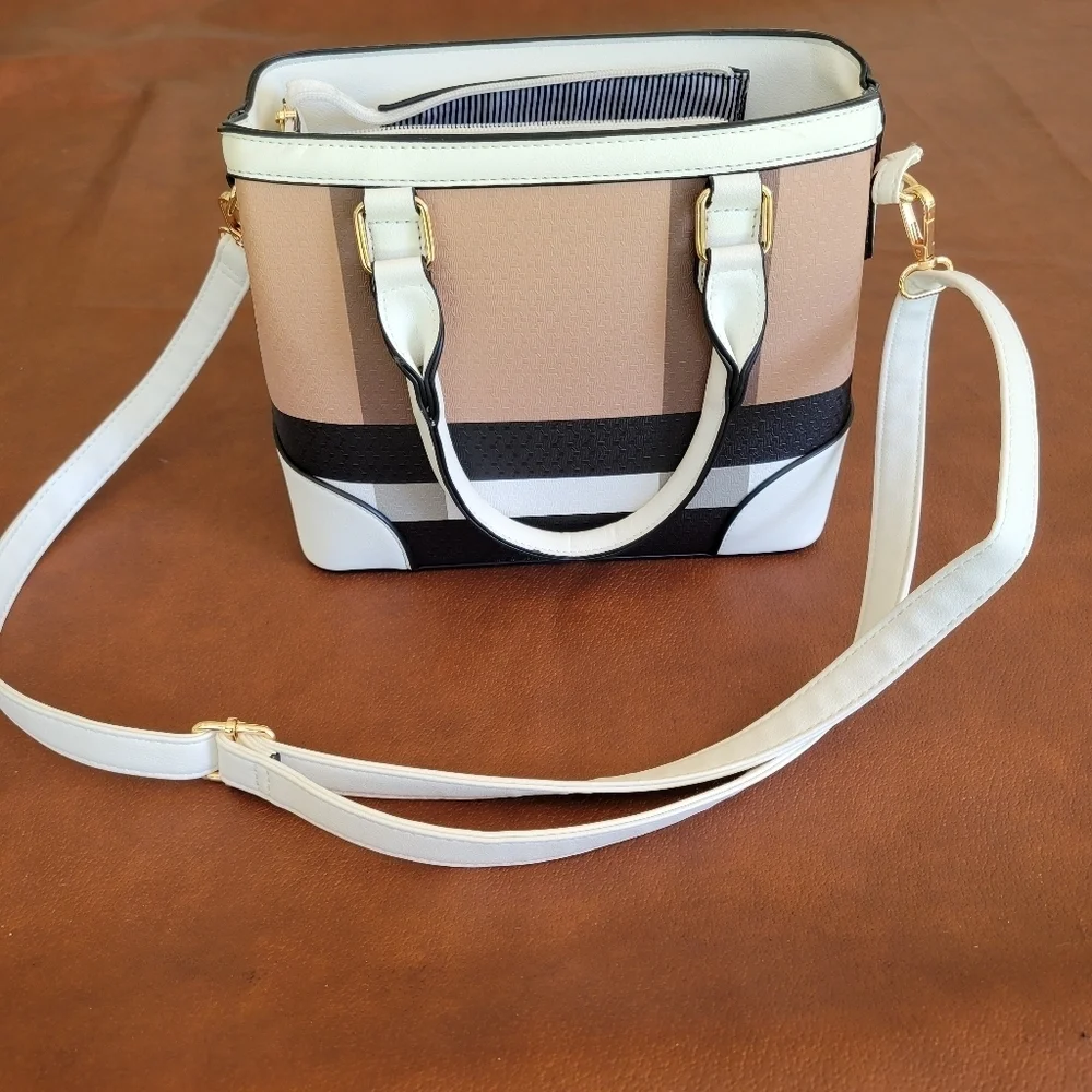 Elegant Tan and Black Women's Handbag